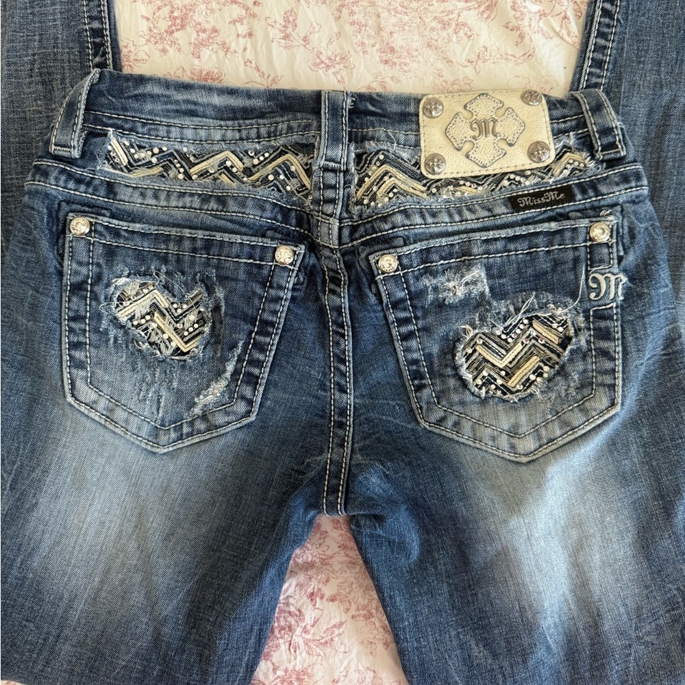 Miss Me Women’s Blue Embroidered Embellished Vintage Jeans